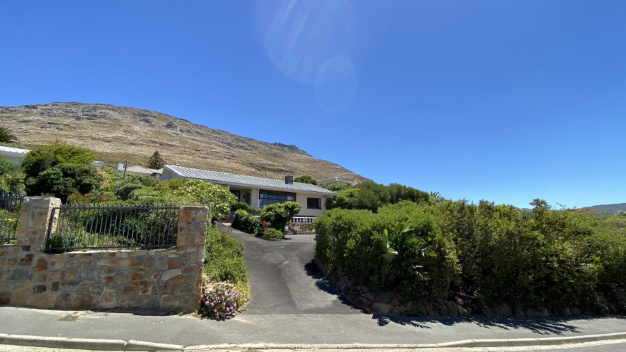 3 Bedroom Property for Sale in Seaforth Western Cape